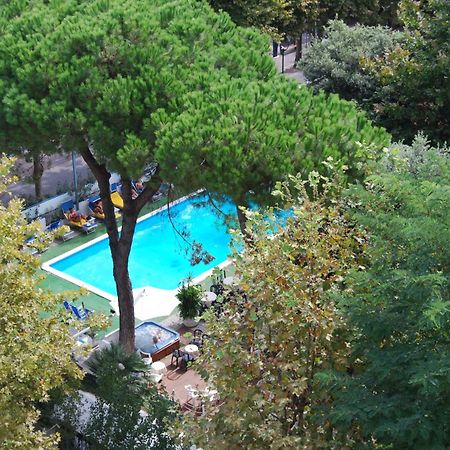 Hotel Carillon Bellaria-Igea Marina Exterior foto